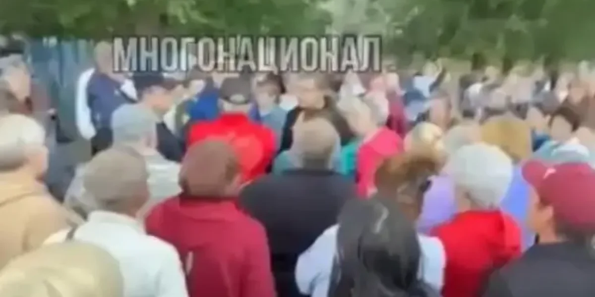 Народный бунт под Саратовом. После смерти подростка русские не выдержали — требуют изгнания табора