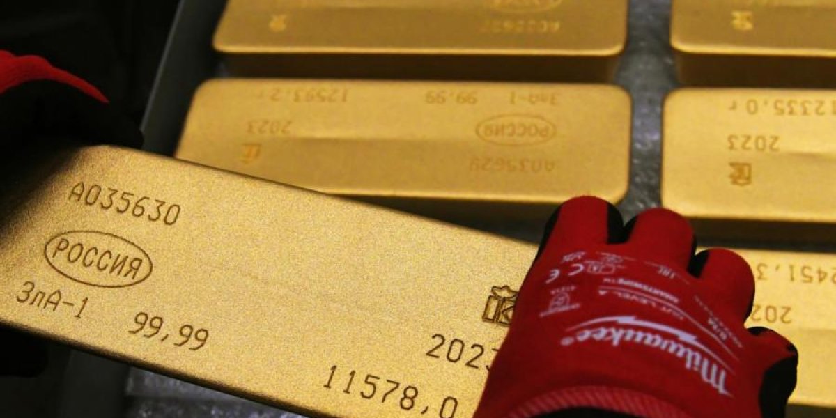 Золотовалютные резервы России достигли исторического максимума в 689 миллиардов долларов