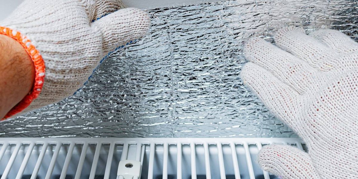 Фольга за батареей: простой способ повысить температуру в комнате и снизить счета за отопление Фольга за батареей: простой способ повысить температуру в комнате и снизить счета за отопление