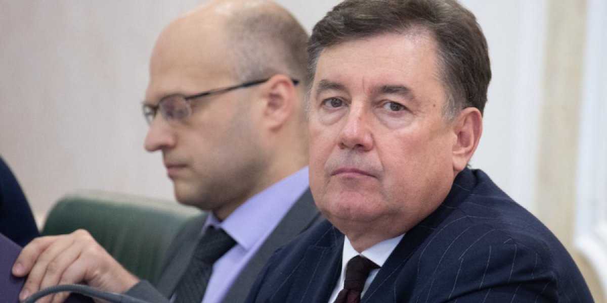 Подозревают, что владел сетью отелей, банями и кальянными: что известно о председателе Совета судей Викторе Момотове Подозревают, что владел сетью отелей, банями и кальянными: что известно о председателе Совета судей Викторе Момотове