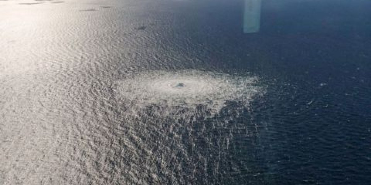 «Без ведома США это было бы невозможно»: Песков о диверсии на «Северных потоках»