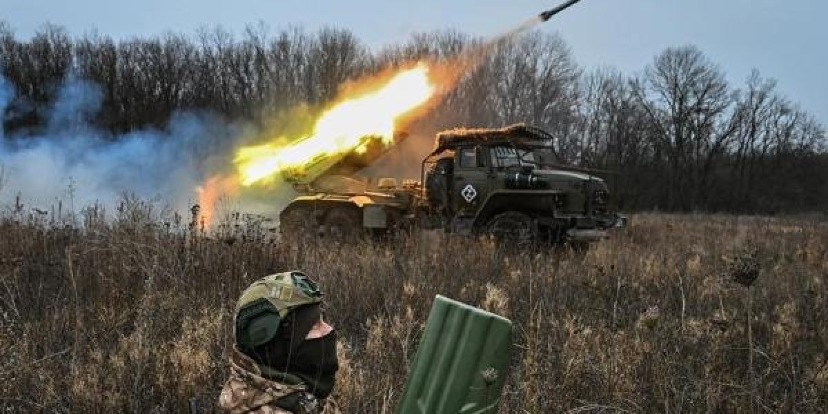 Юрий Подоляка, свежая сводка: российская армия в 10 километрах от стратегического узла, фронт ВСУ под угрозой коллапса