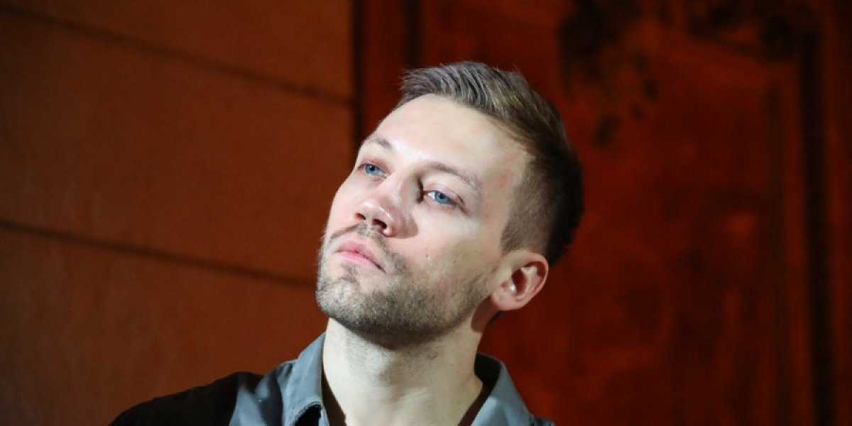Уехали, но обещали вернуться. Артистов-предателей Запад не принял. Теперь им одна дорога?
