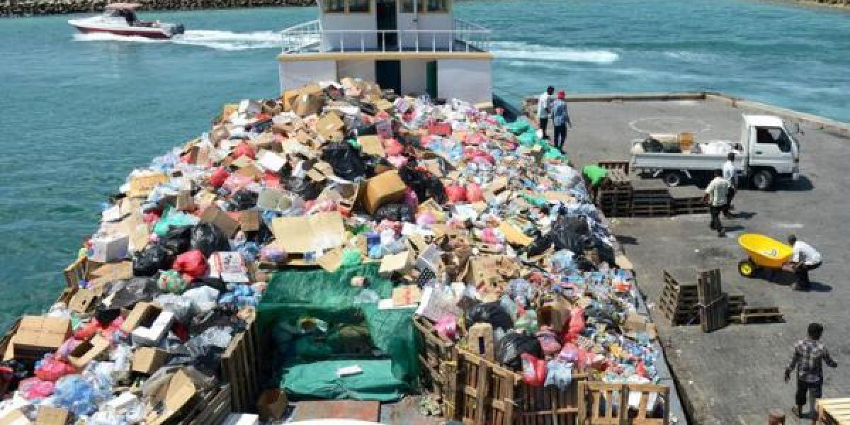 За фасадом роскоши: обратная сторона Мальдив, которую не показывают туристам За фасадом роскоши: обратная сторона Мальдив, которую не показывают туристам