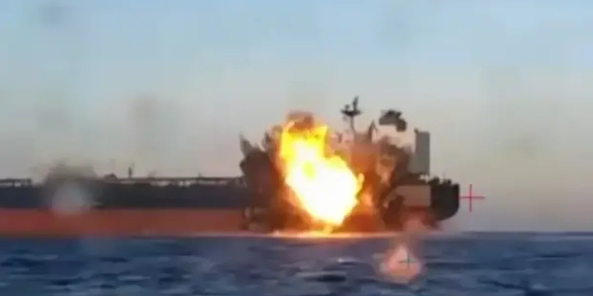 «Последствия нашего миролюбия». Вслед за двумя танкерами теневого флота России подбит нефтепричал в Новороссийске