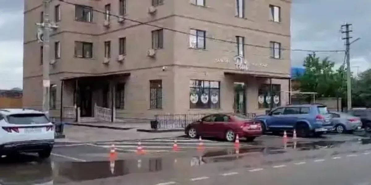 Новый чемпион по воровству из команды Шойгу. Обошел даже Тимура Иванова Новый чемпион по воровству из команды Шойгу. Обошел даже Тимура Иванова